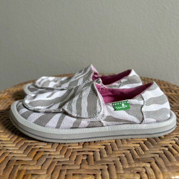 Sanuk Toddler's I'm Game - Zebra Grey Size 11 - Picture 8 of 9
